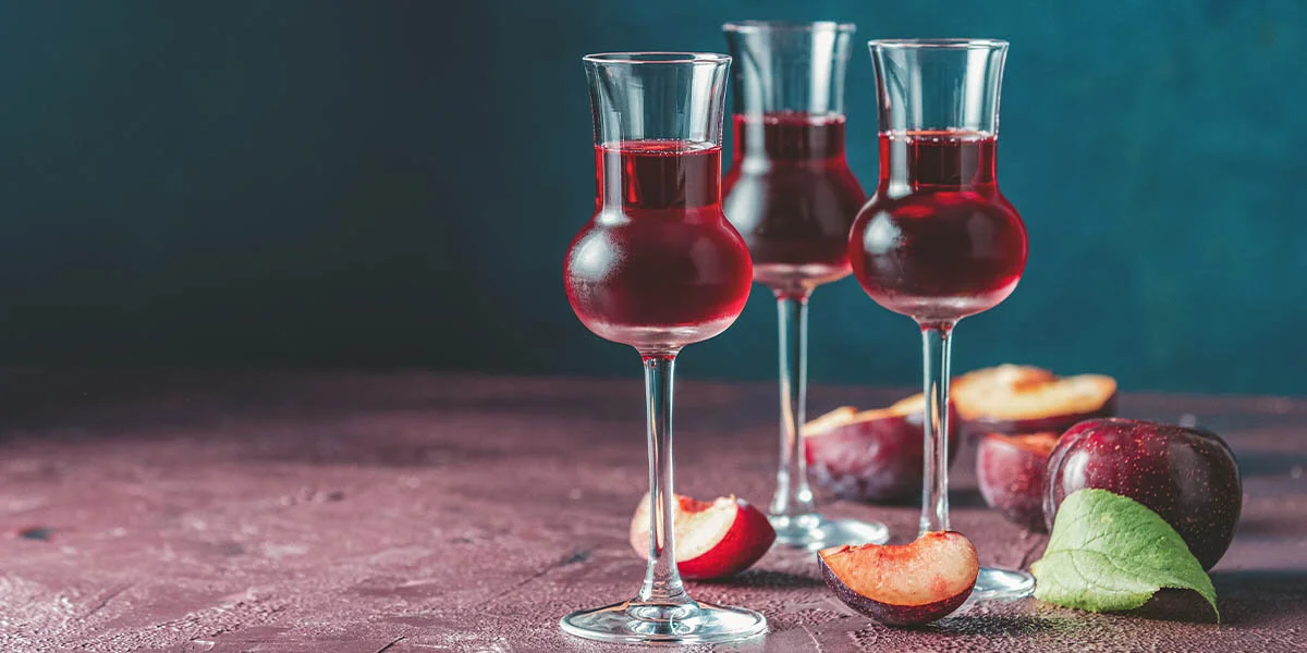 Homemade SPICED PLUM GIN is the perfect tipple to get ready for autumn