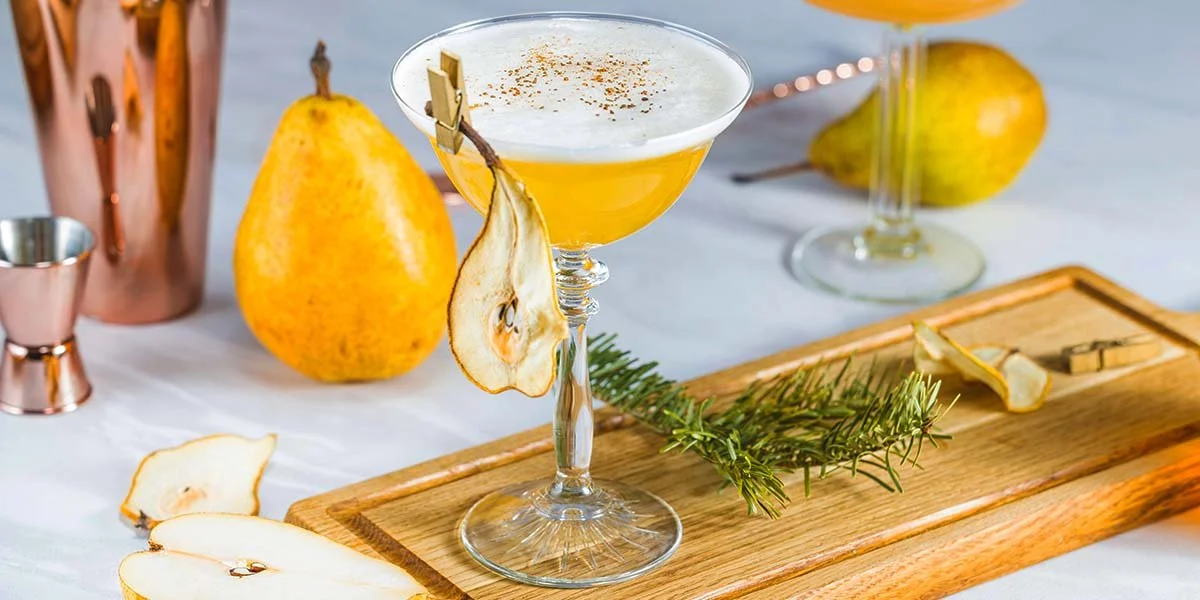 You have got to give this Pear Dropinspired cocktail recipe a go today
