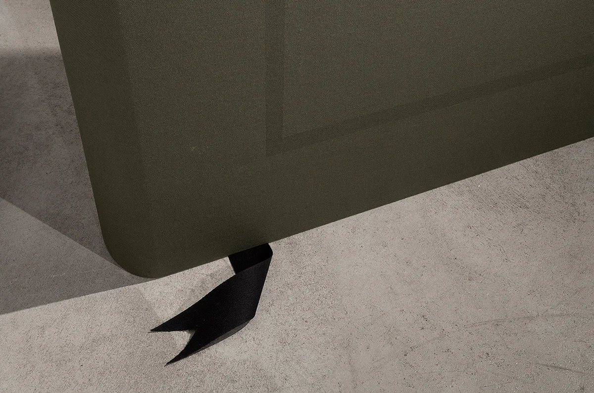 «The Spirit Paintings» (2013) Shellac on cotton canvas, paper, wood. 140 x 105 x 14 cm Unique / LM-CL 2013-015 Installation view: Choi & Lager, Cologne (13.09 - 26.10.2013)