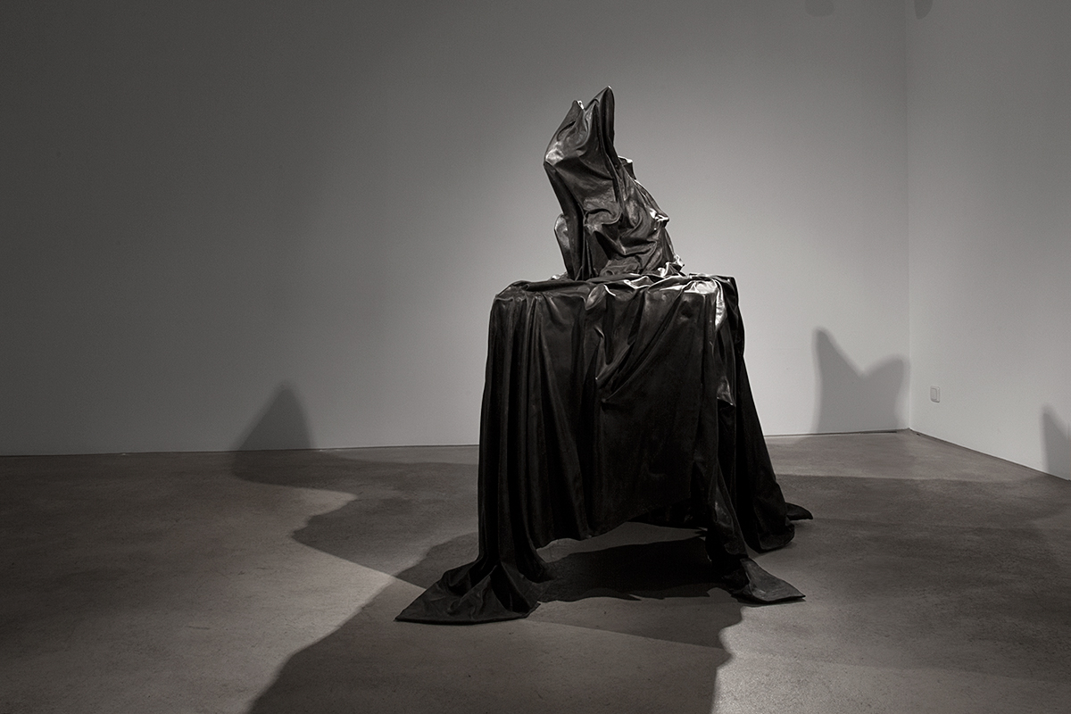 «Silent Codes» (2012) Bronze. 140 x 110 x 160 cm Unique / LM-CL 2013-016 Installation view: Choi & Lager, Cologne (13.09 - 26.10.2013)