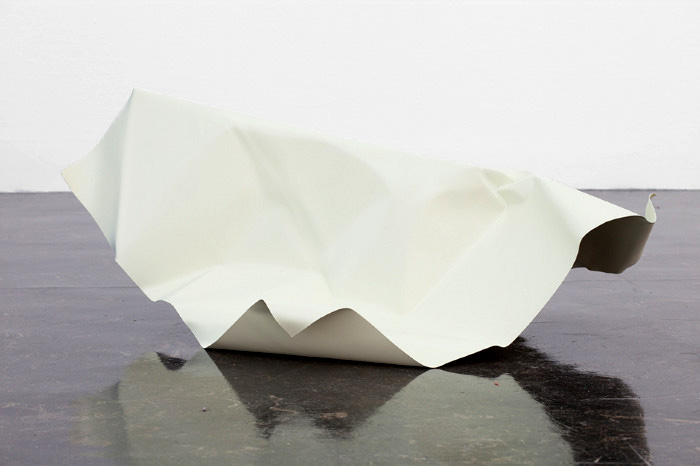«No. 12» 2010 Cold rolled steel, polyurethane paint. - Installation view: Høstutstillingen, Kunstnernes Hus, Oslo (10.09 - 09.10.2011)