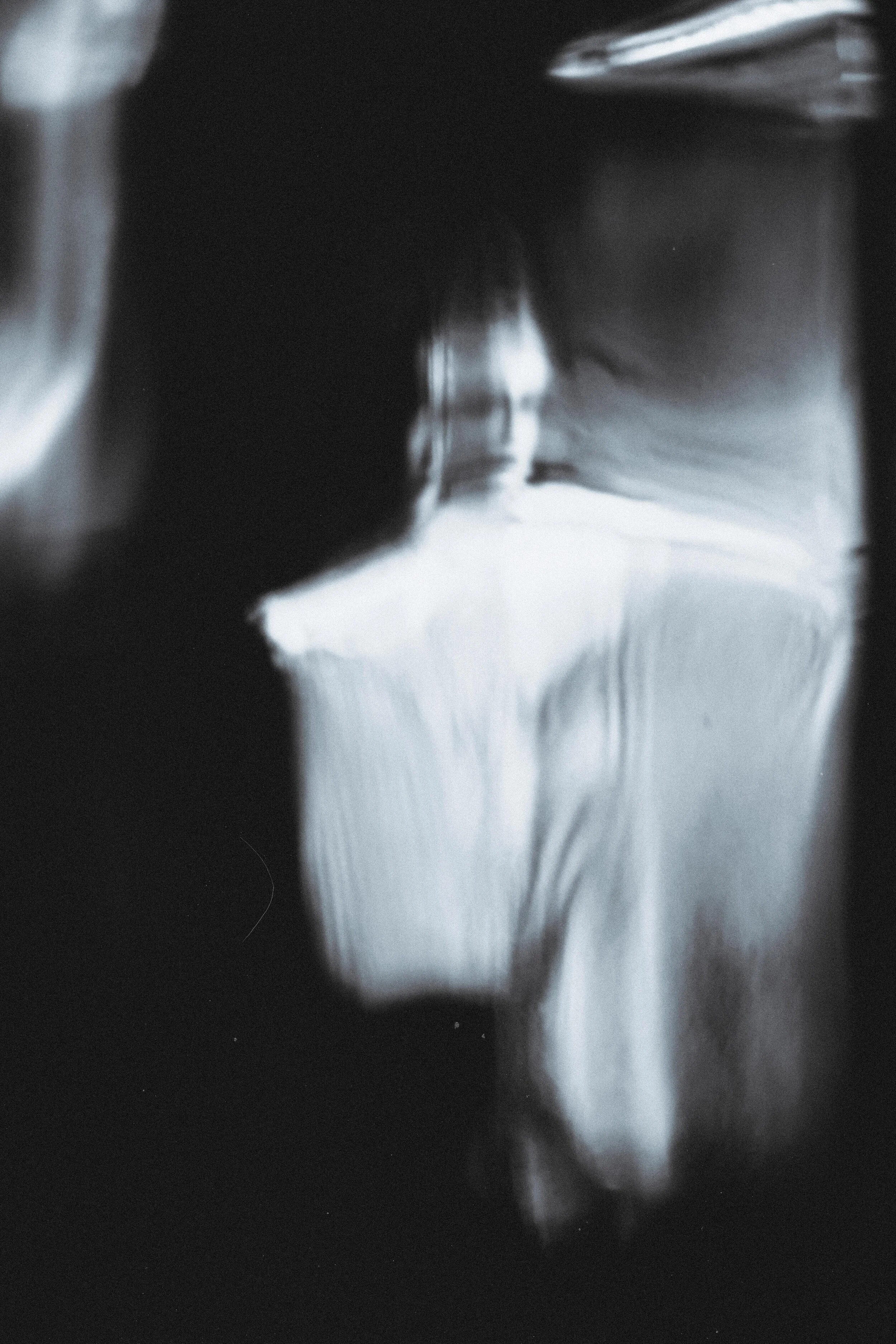 Gins, Portrait Photography via Zoom, 26.5.21