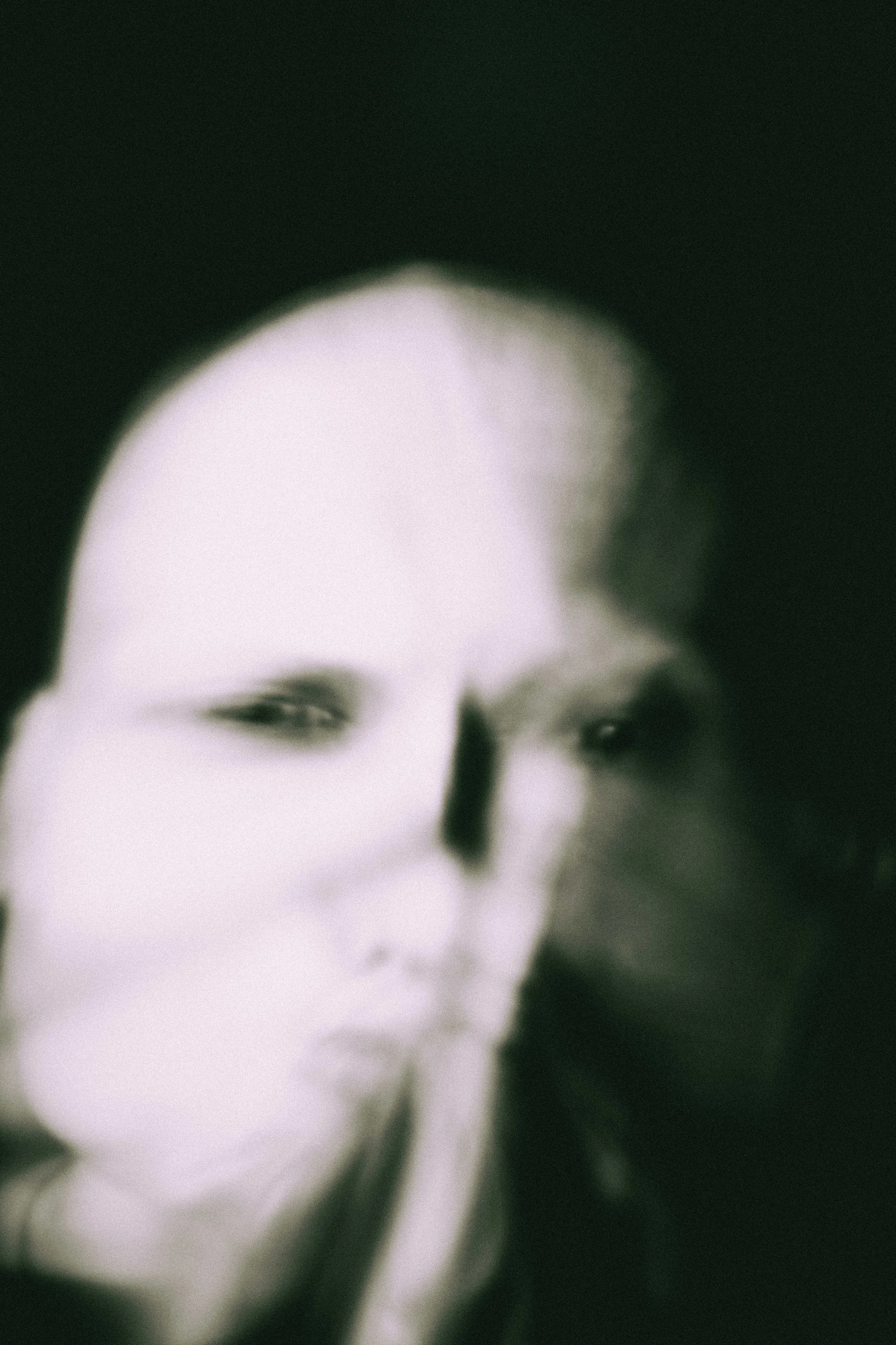 Oshveda, Portrait Photography via Zoom, 23.5.22