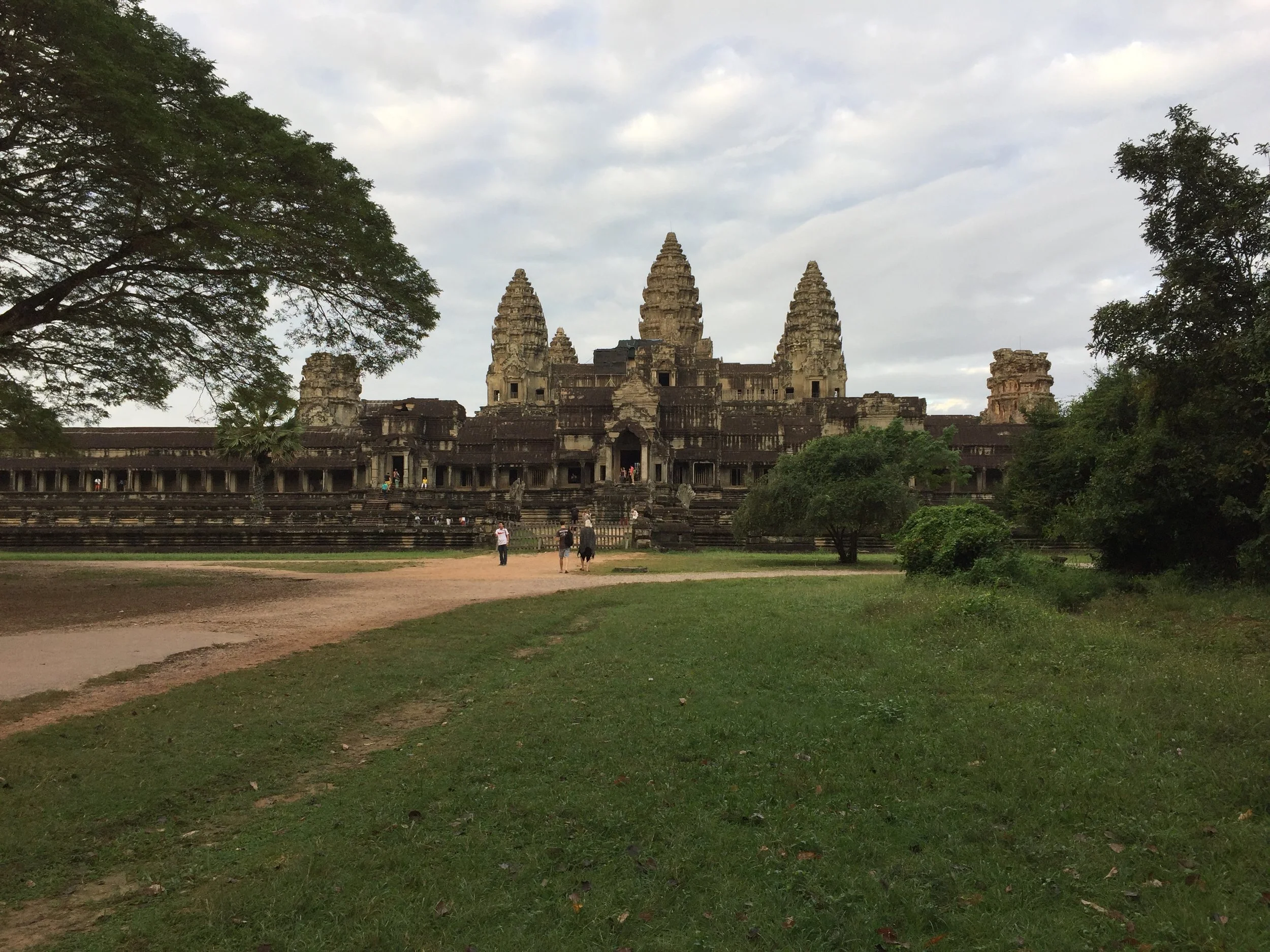 Surviving Cambodia: a trip through Siem Reap, Phnom Penh and Kep