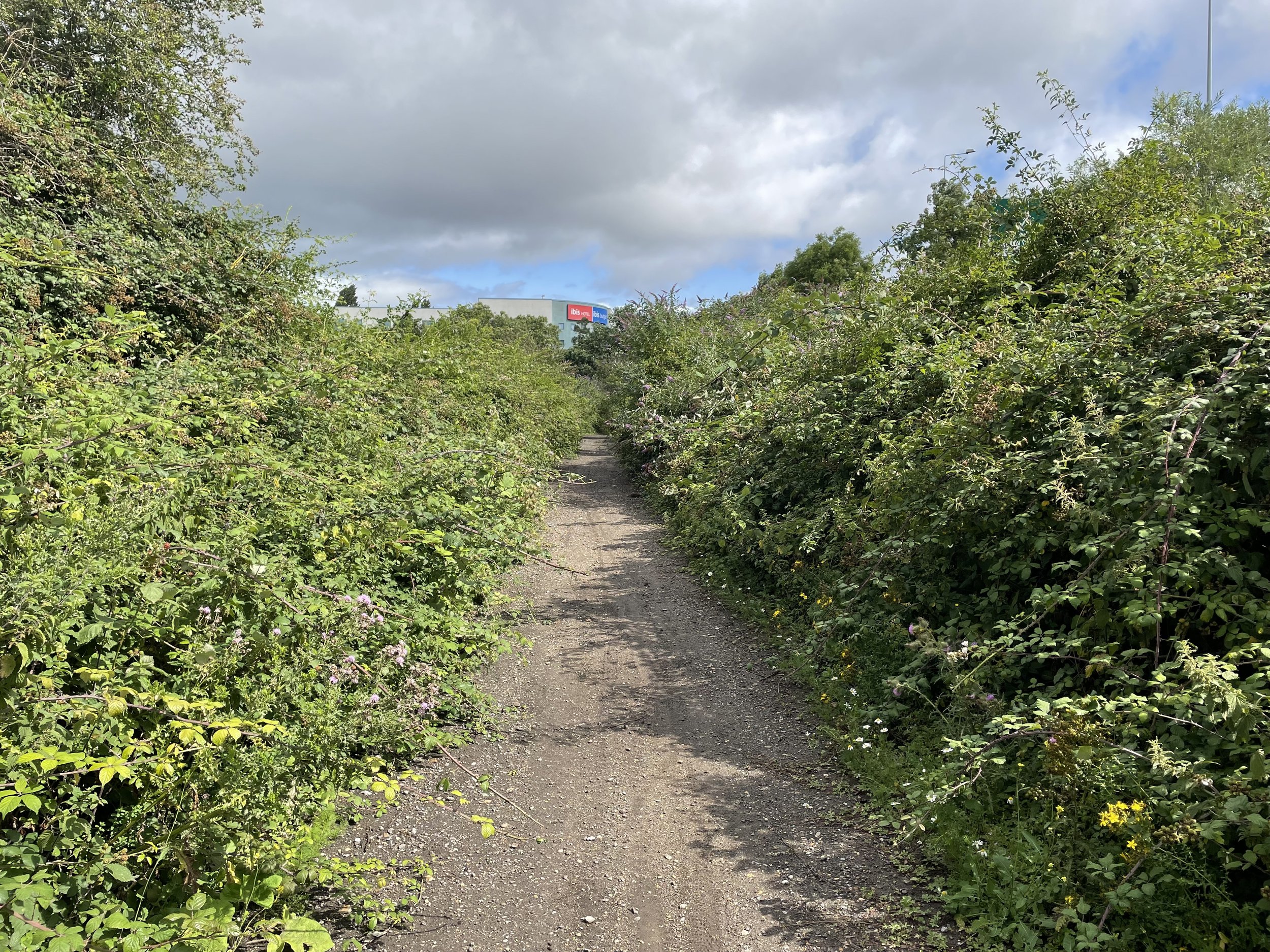 Poyle Halt