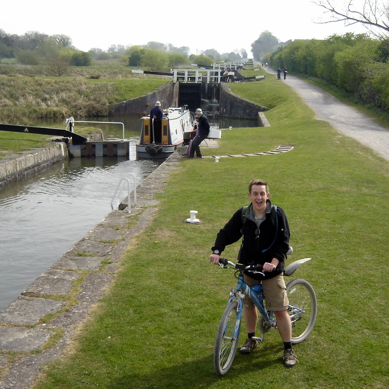 Cycling The Kennet and Avon Canal