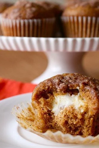 Pumpkin Cheesecake Muffins