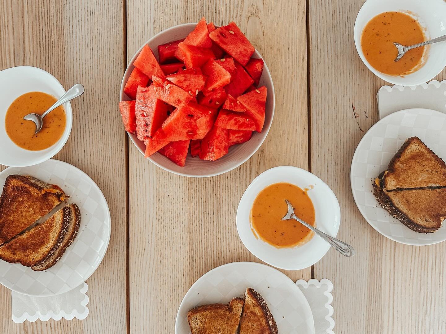 Summer eats.  Homemade roasted tomato soup with grilled cheese and watermelon 🤤
