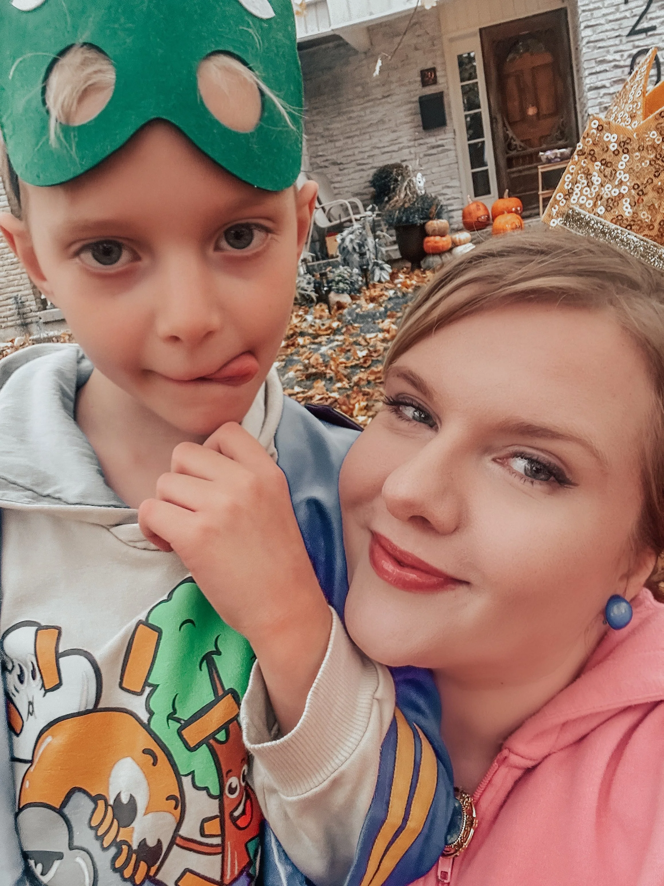Facetune_31-10-2024-21-51-57.jpg
