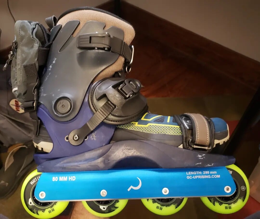 New fall fit.
.
- Xsjado 2.0 farewell boots with custom blue dye job 
- Salomon xa takeo quicklace shoe
- Ground Control HD2 4x80 aluminum freeskate frame in anodized blue
- @hoodpanda pro wheel 80/88 @compassinline 
- 4th amendment cuff backpack 😎?