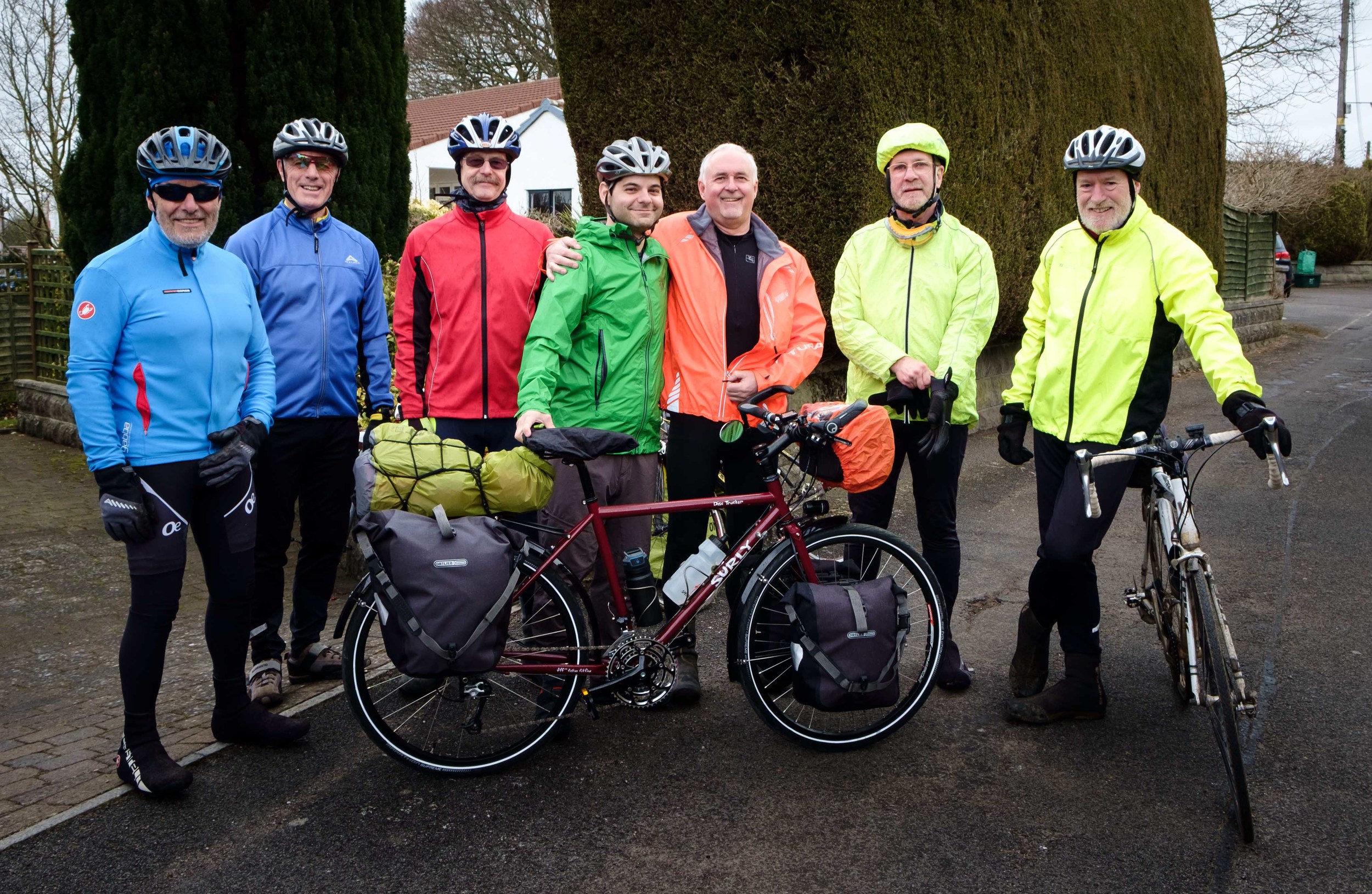 Nick, et son groupe « expérimenté » de cyclistes.