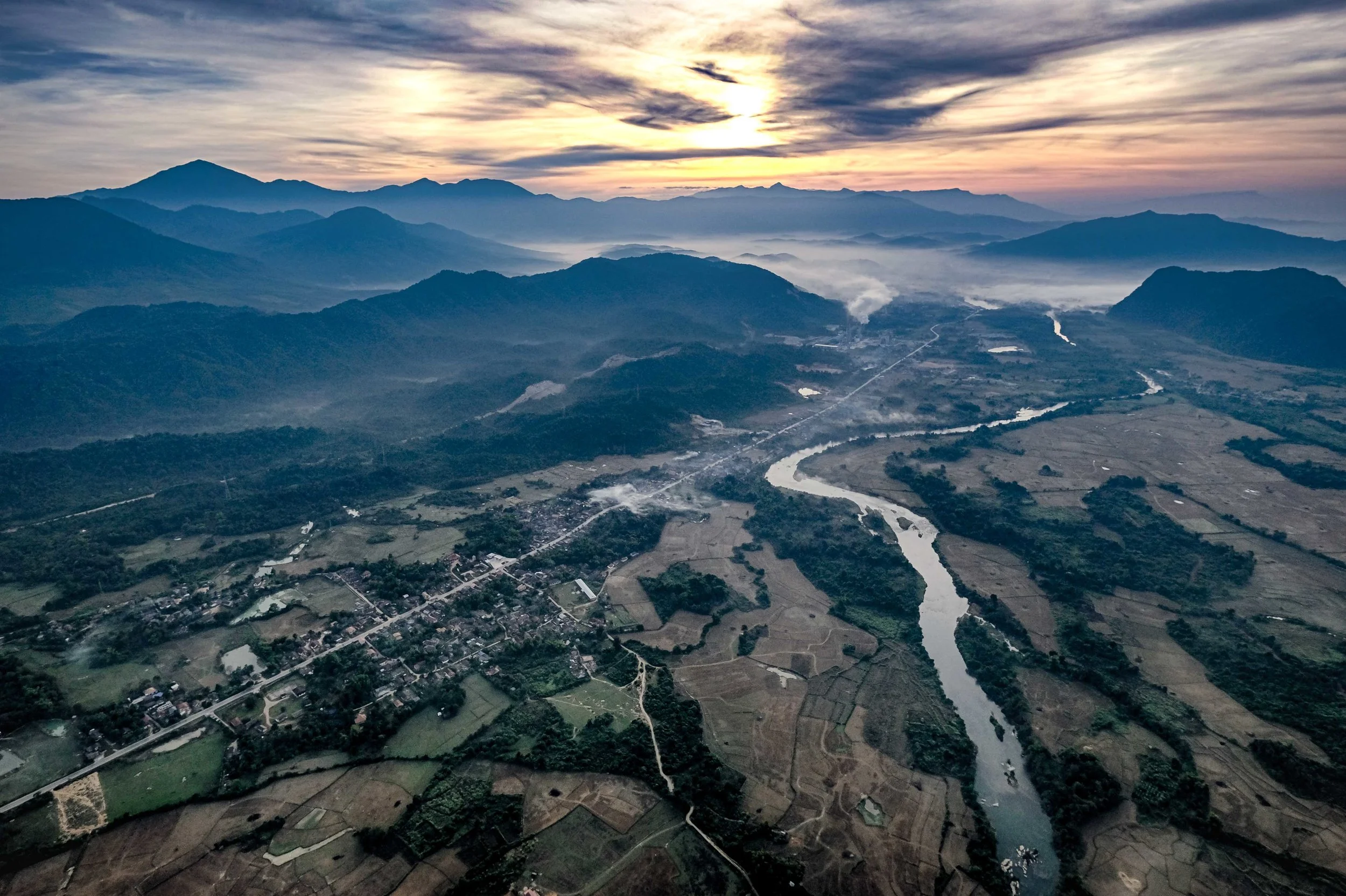 The Vang Vieng region in Laos. Click for the text in La Presse.