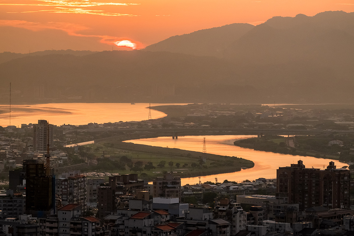 Vue sur la banlieue nord de Taipei.