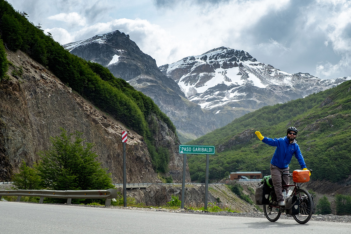 Le premier col du continent, un nouveau manteau, et le retour des gants de vaisselle !