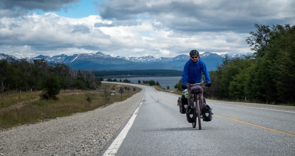 Je me trouve présentement au sud de l’Amérique du Sud. Je suis ici près d’Ushuaia, en Argentine.