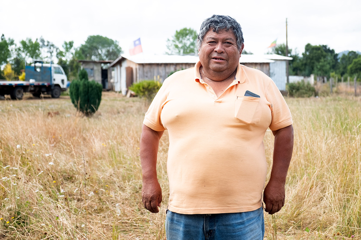 Victor, un Mapuche qui peine à vivre sur sa petite terre face à la compétition mondiale.