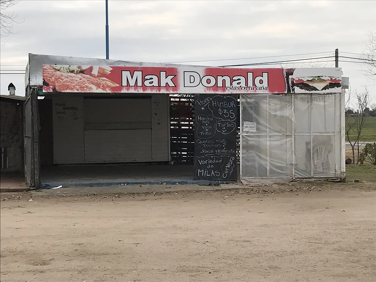 Pas tout à fait le look habituel.