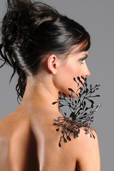 Covergence_ShoulderBrooch_1.jpg