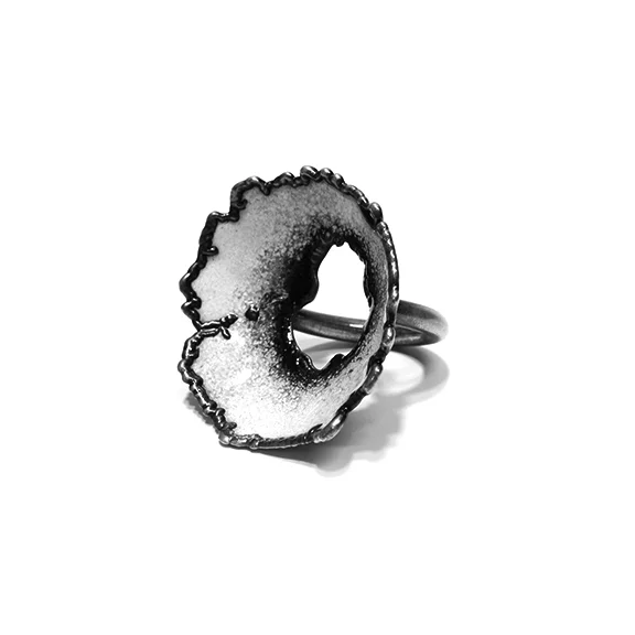  Oyster Ring