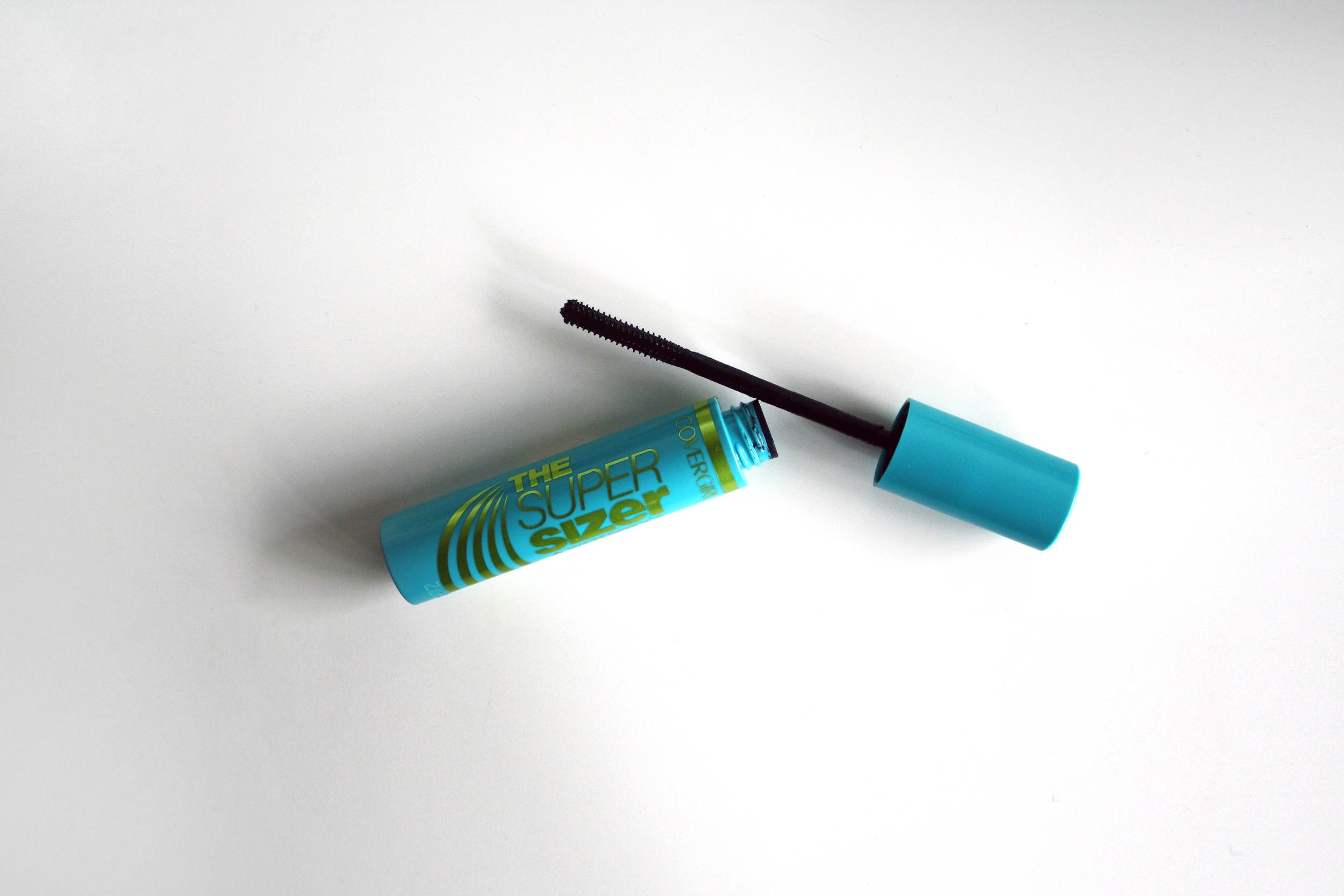 Covergirl The Super Sizer Waterproof Mascara
