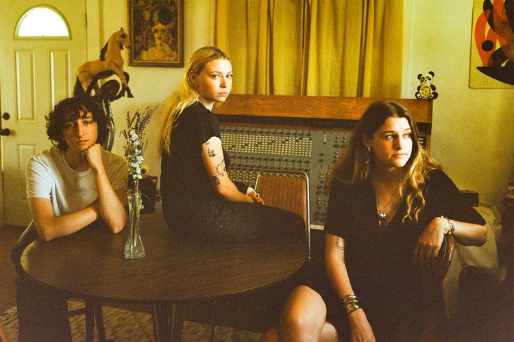 Rolling Stone: Momma’s Alt-Rock Carnival Ride