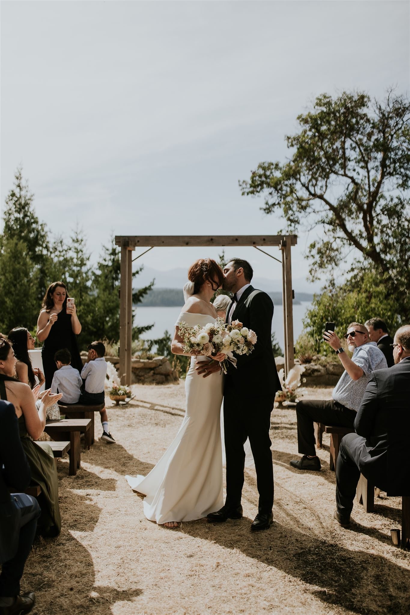 arianna&shahin-galiano-island-wedding-august2021-6W0A9642_websize.jpg