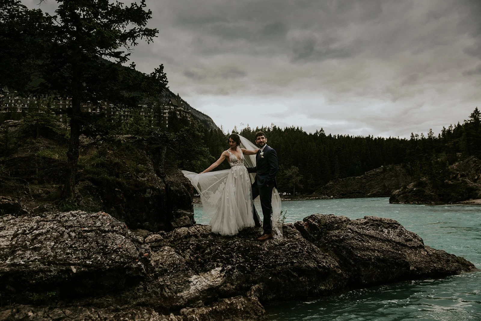 banff-elopement-photographer-67.jpg