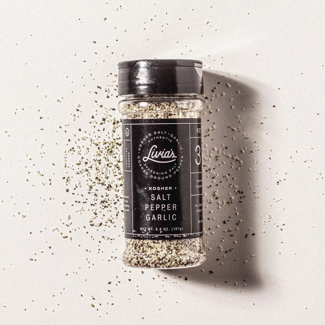 At Livia&rsquo;s we&rsquo;re all about simplicity. Did you know that you can now order a single shaker of our signature seasoning salt off Amazon? Or, if you want a variation of shakers head to our website to find some steals. 👏🏻