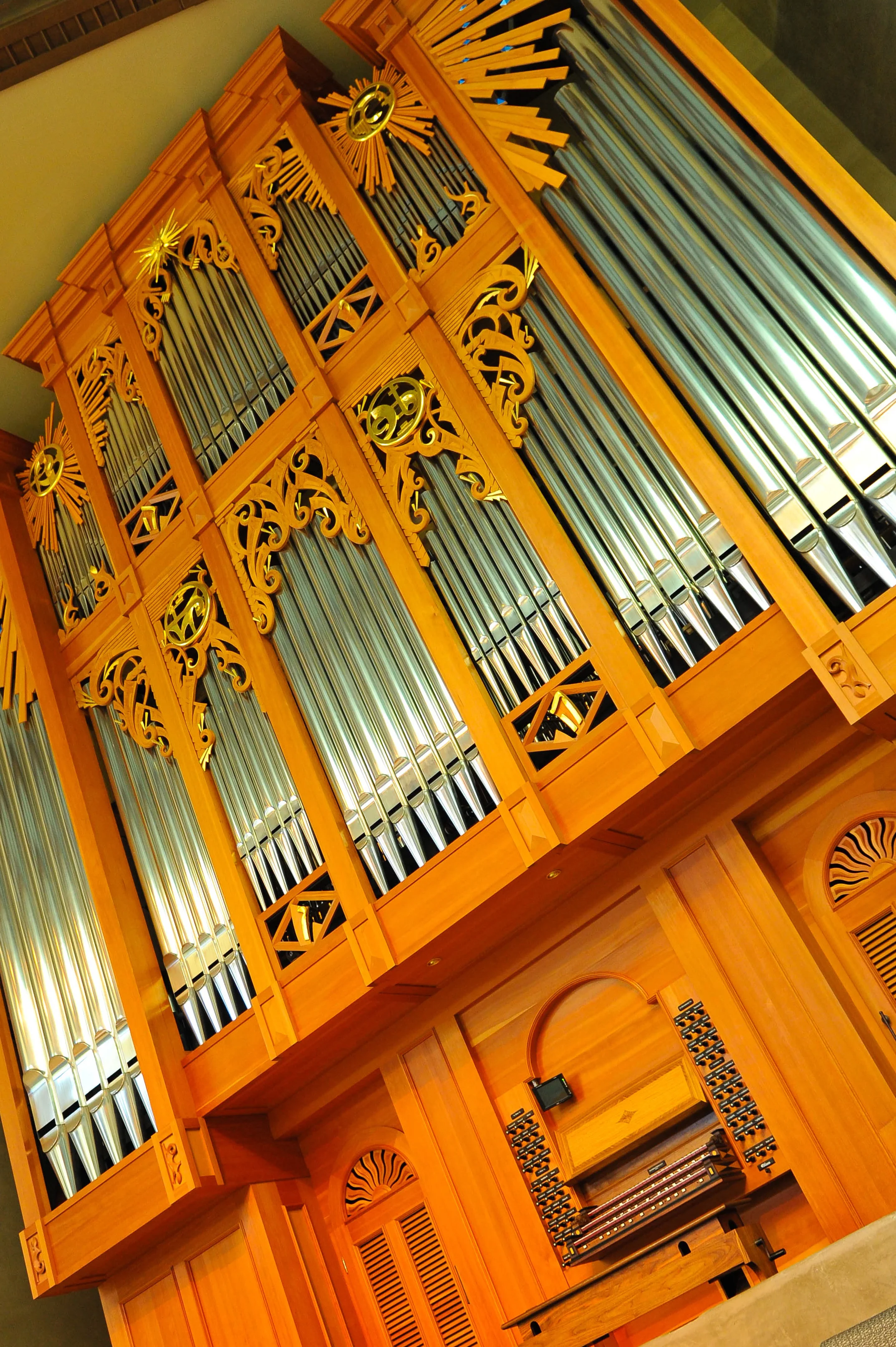 A Pipe Organ Exploration