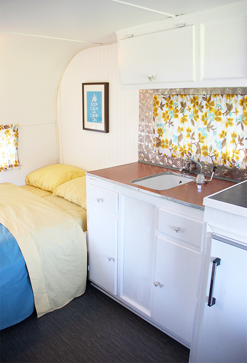 camper-double-bed.jpg