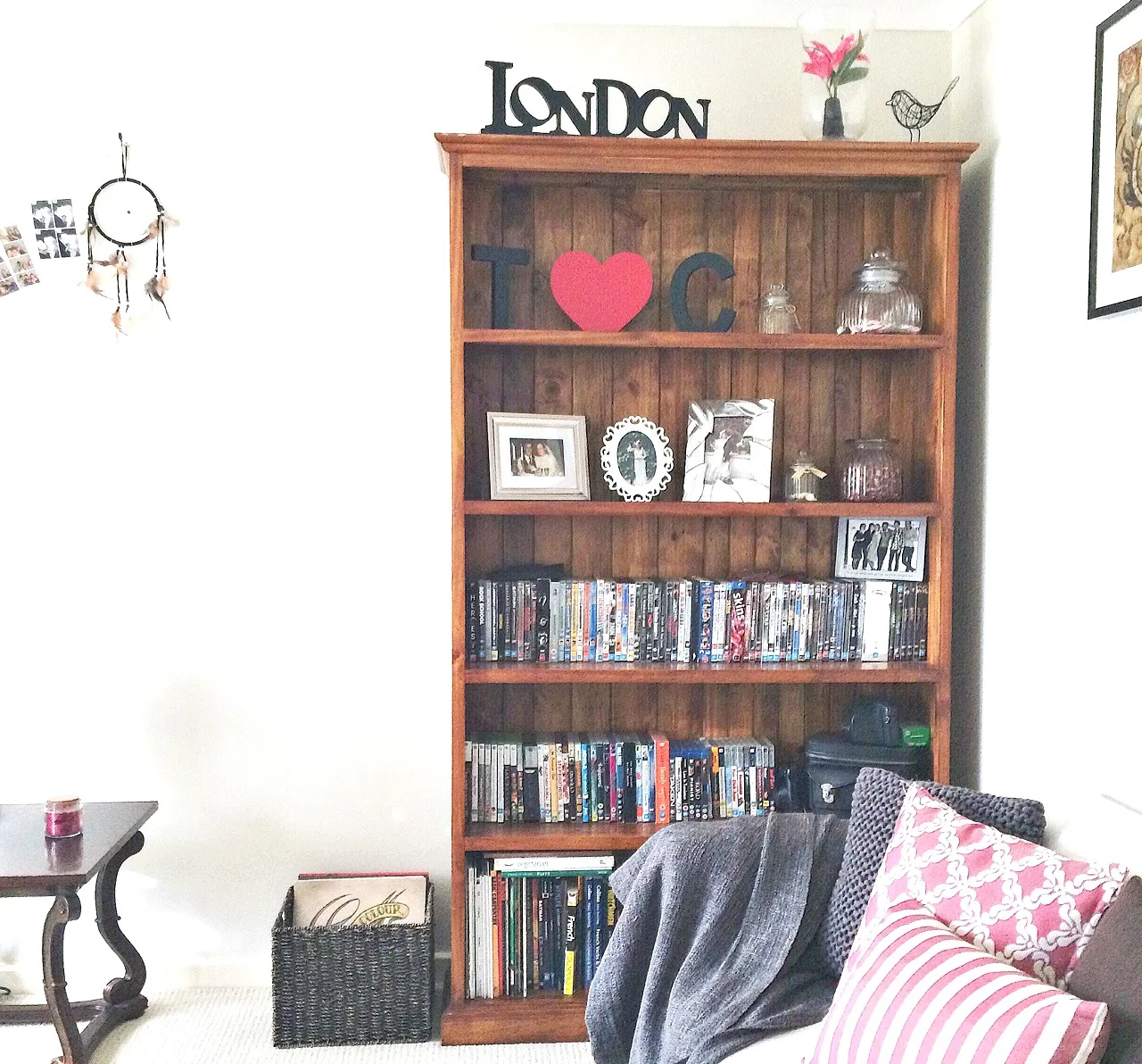 Celestes's living room1 DONE.jpg