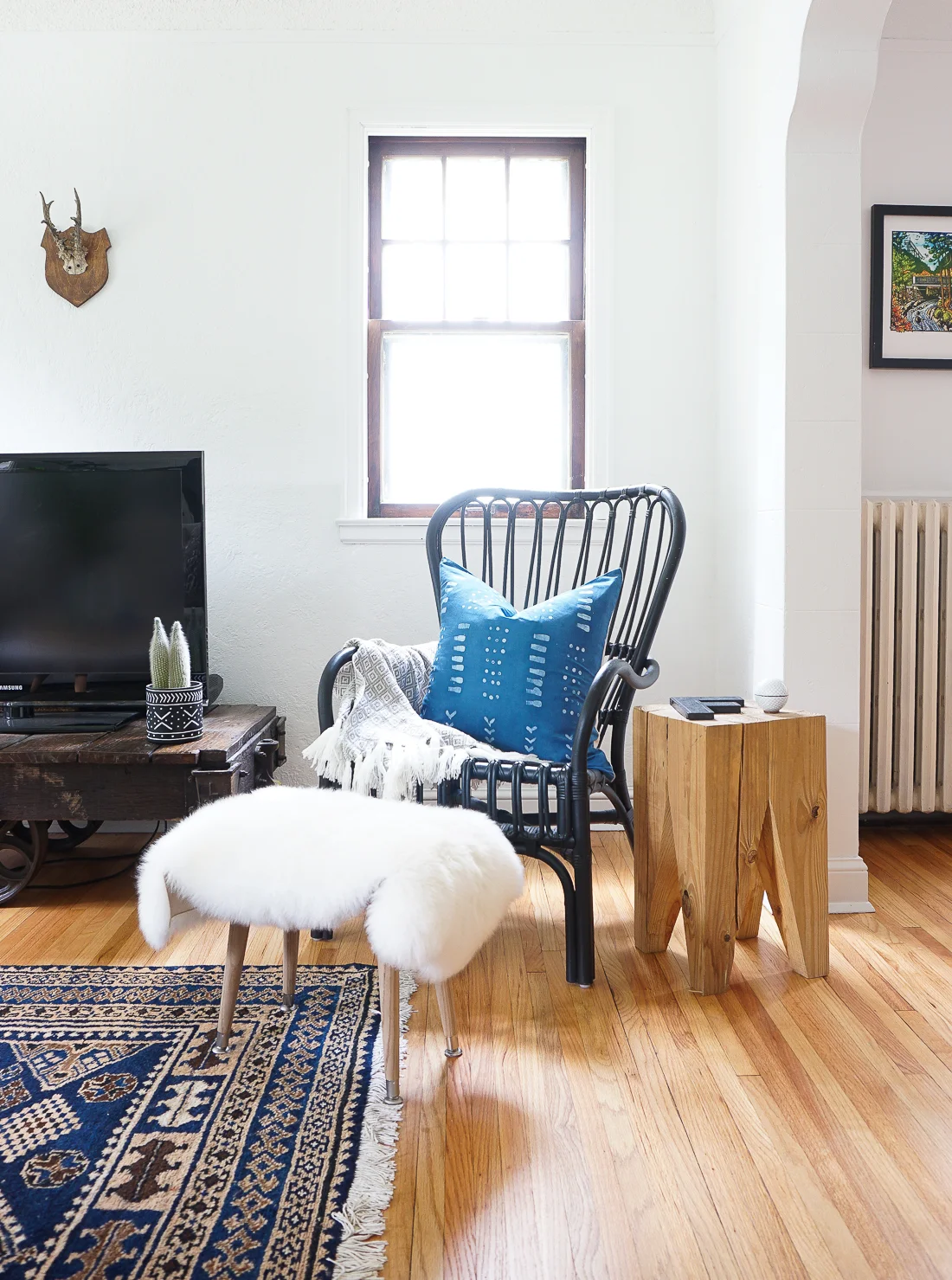 2living-room (1 of 1)-2.jpg