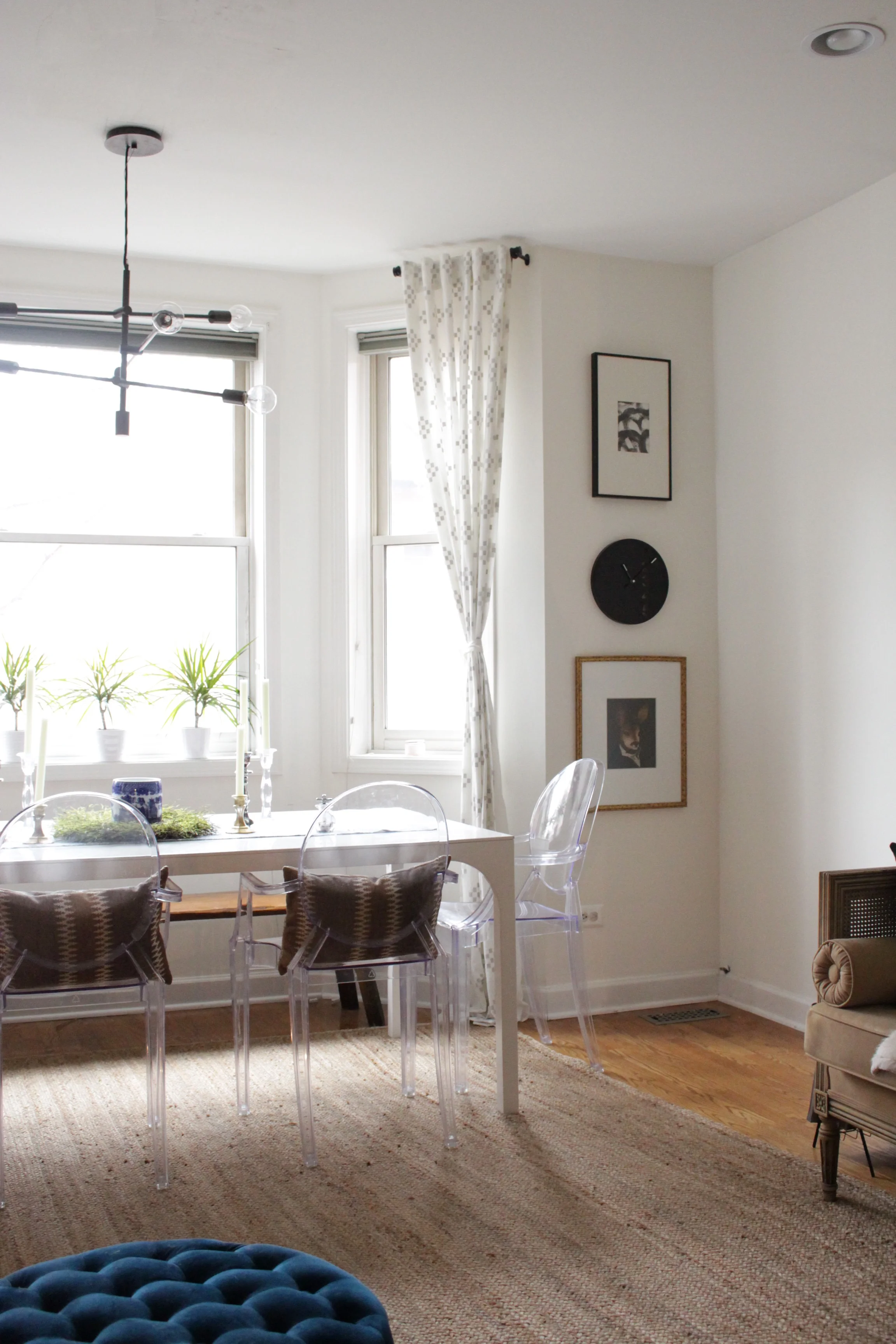 Upstairs dining-living area 6.jpg