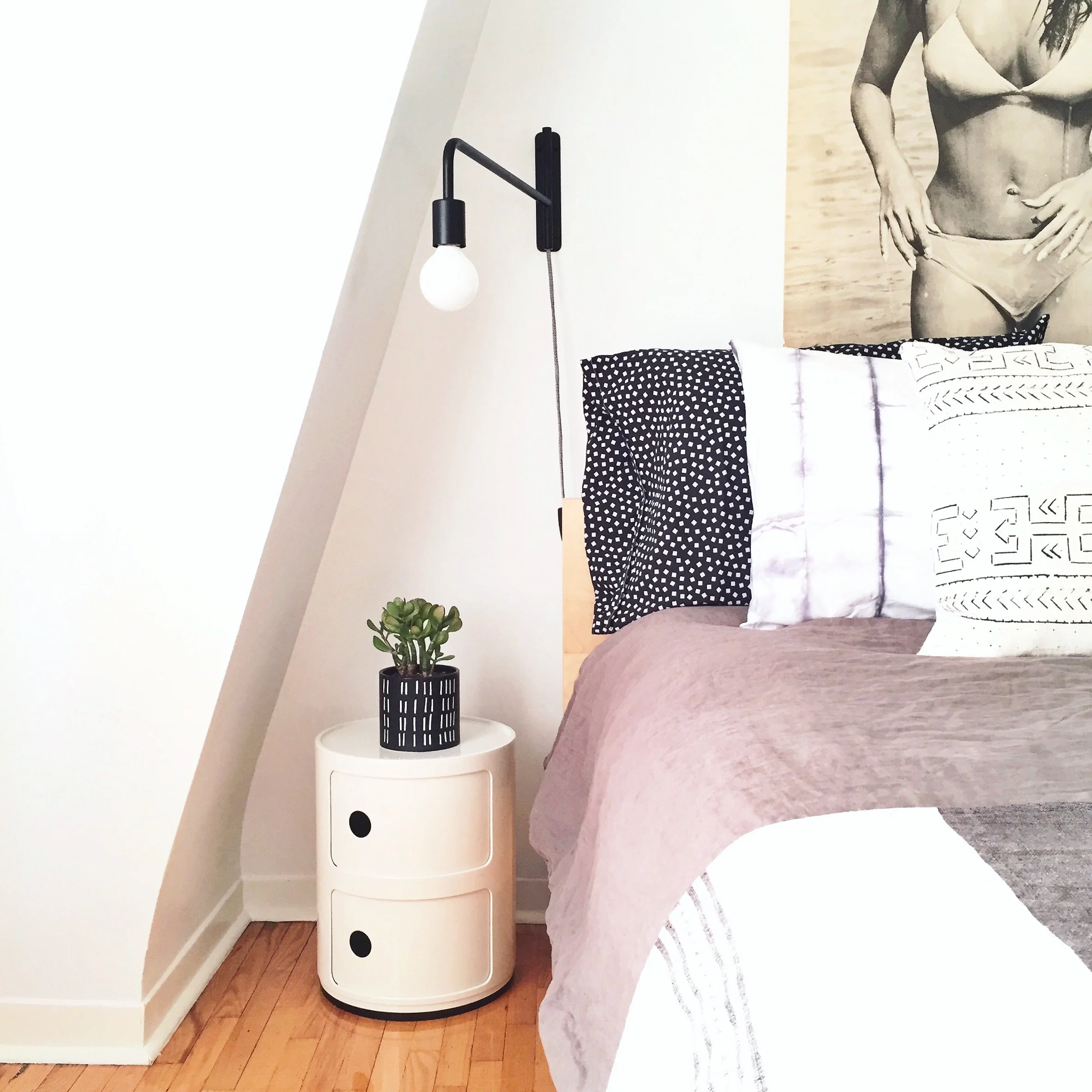 Bedroom_Window side #2.JPG