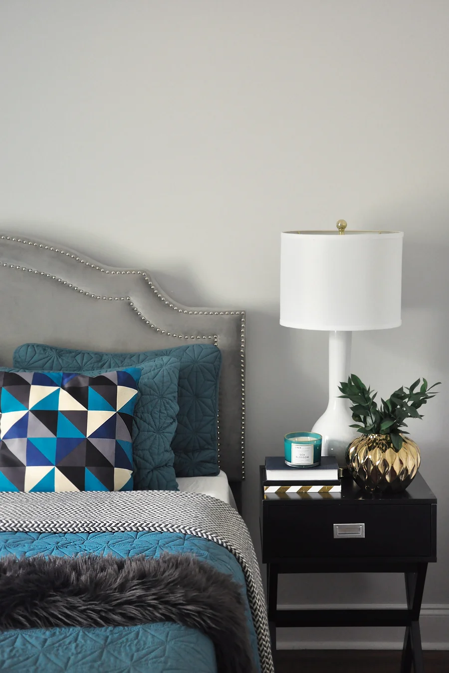 FOXY OXIE - Master Bedroom 1.jpg