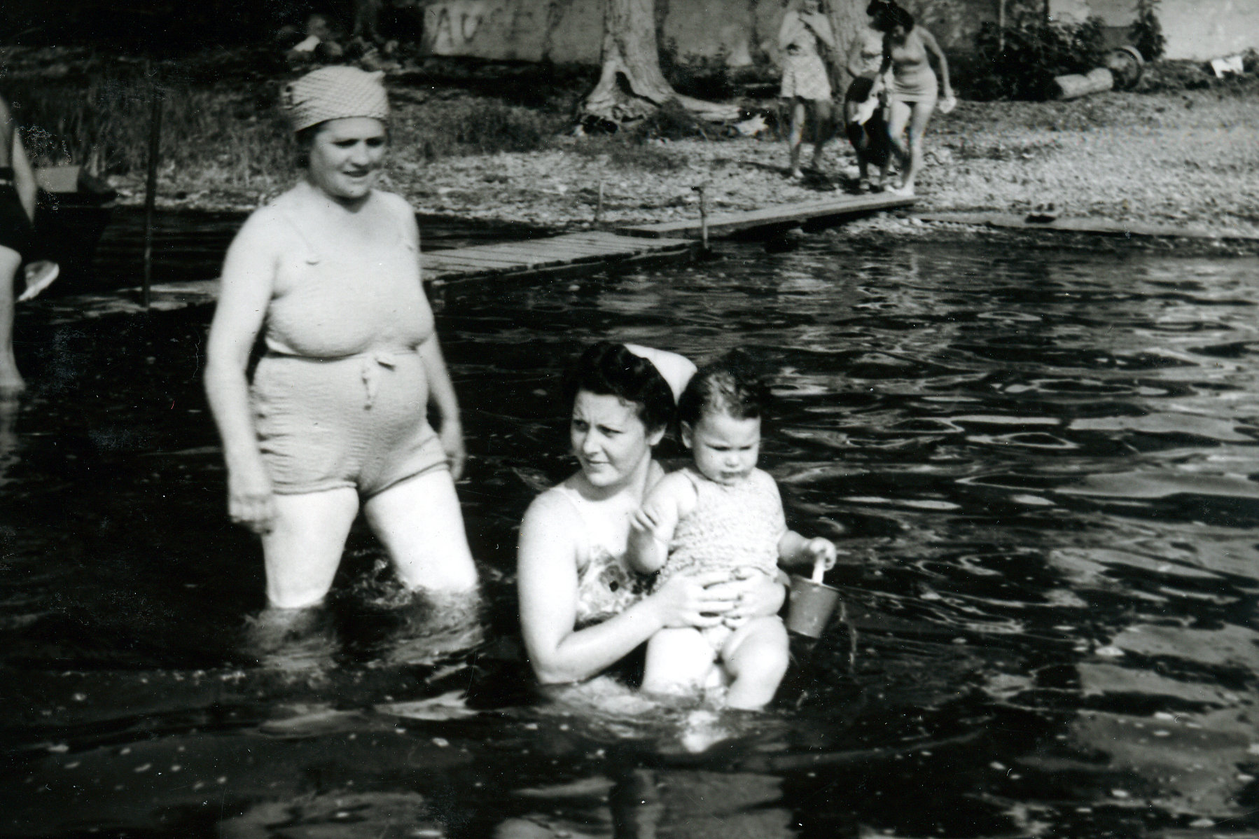 Grandma Fanny, my mother and me, Woodlands, 1940
