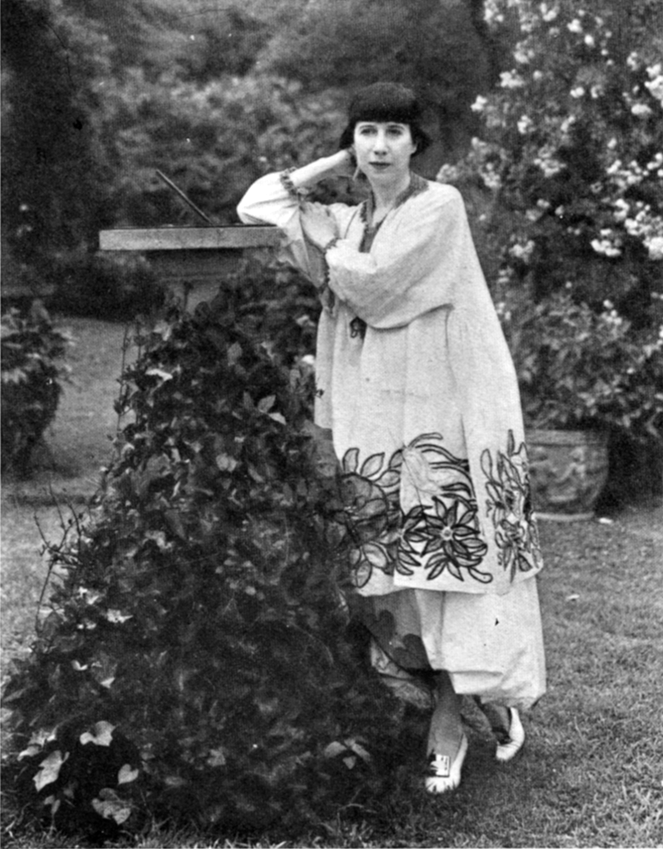 Florine Stettheimer pictured here in her Bryant Park garden c 1917-1920