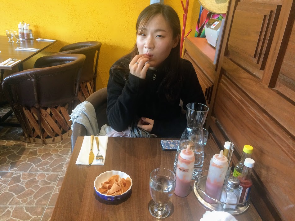Nahyun Cho 의 사진. Facebook.