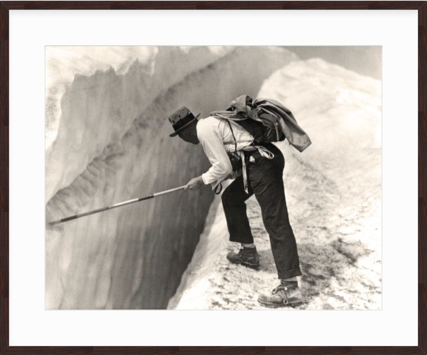 Gerry Looking for Tripod - 1936