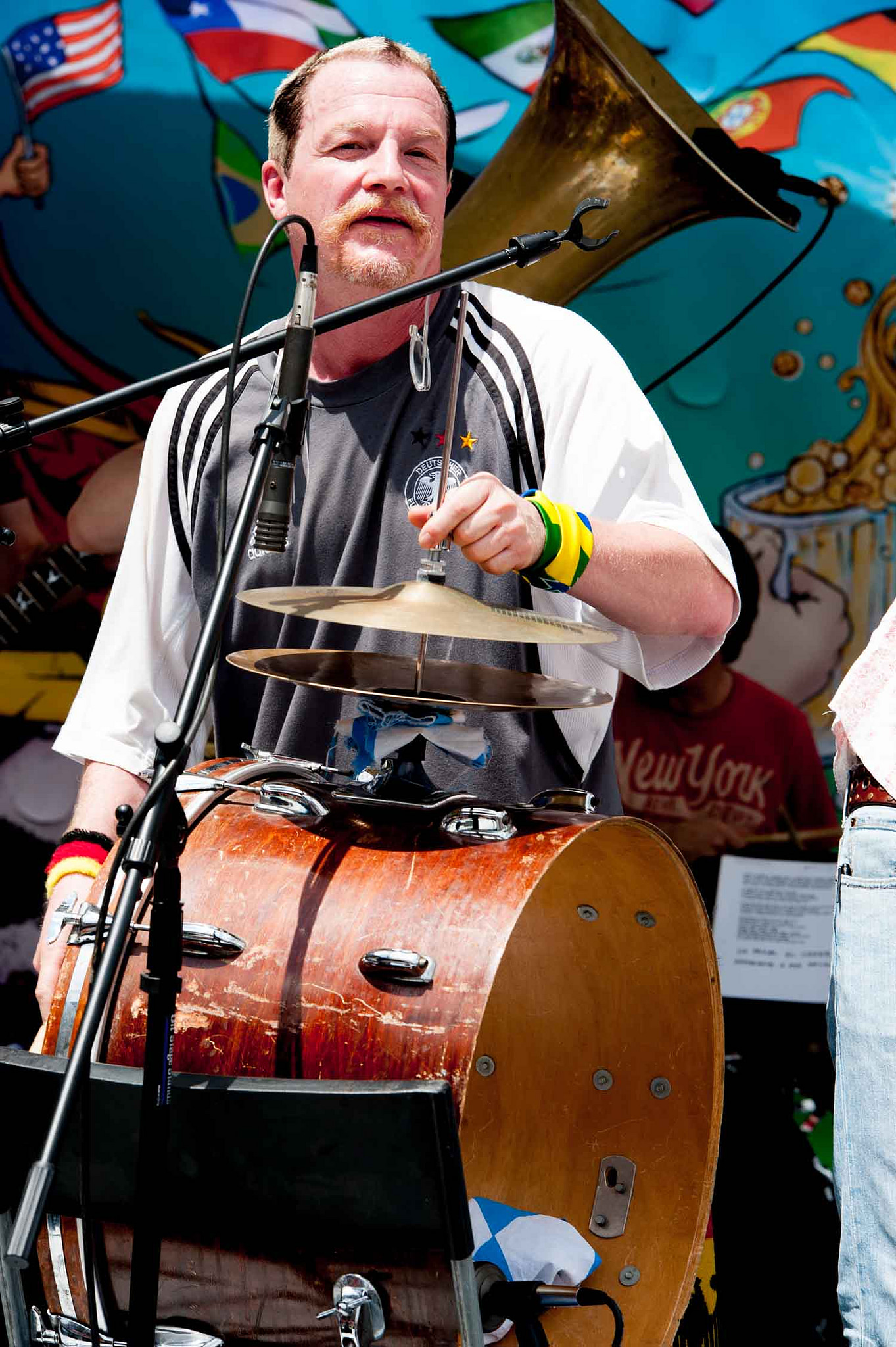 Sylvester Schneider on Drums