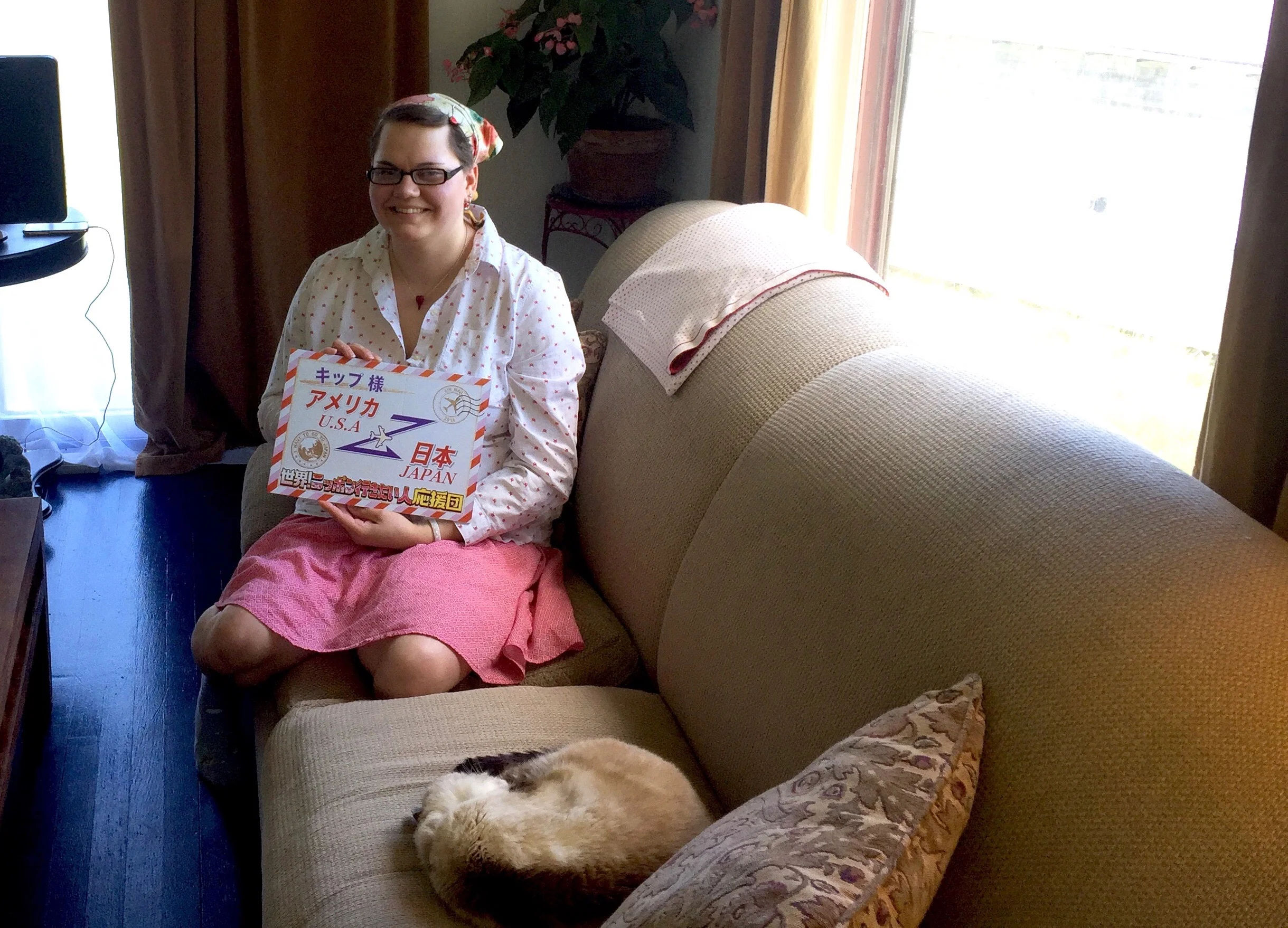 The cat was obviously thrilled too.