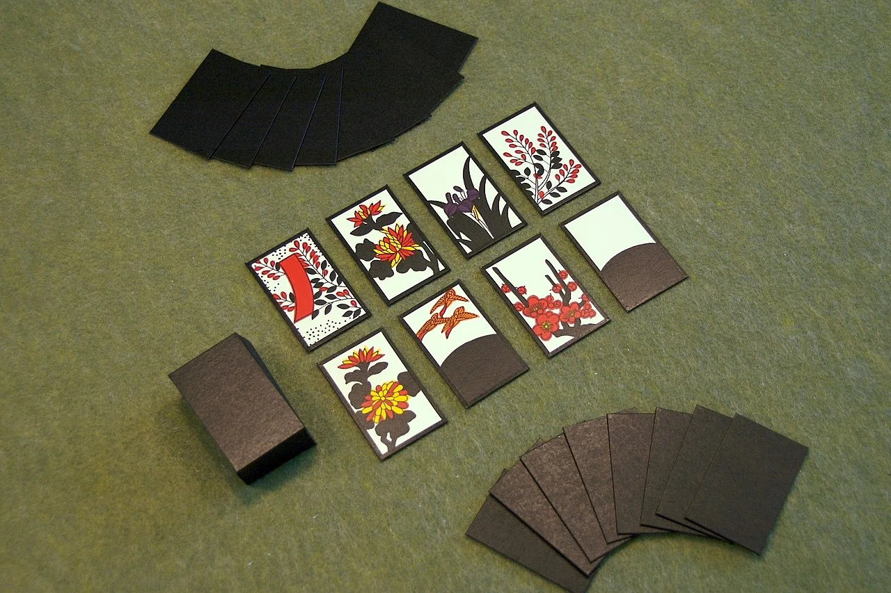 1280px-Koi-Koi_Setup.jpg