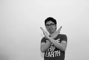 japanese-body-language-gesture-no-good.jpg