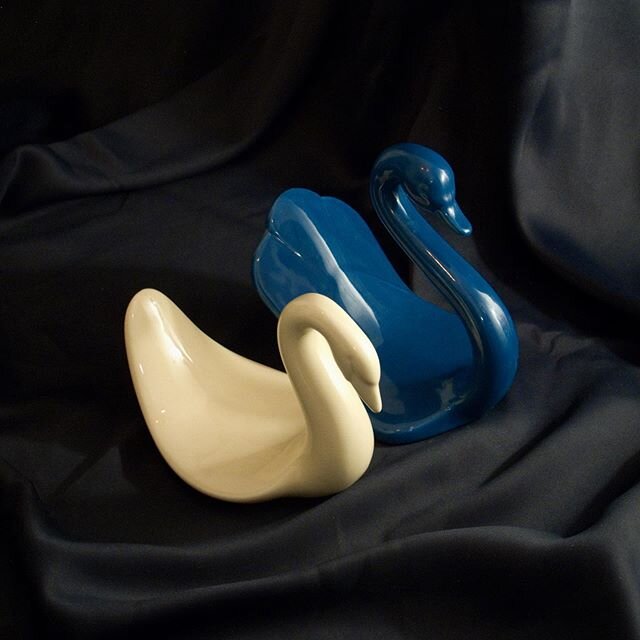 Ceramic swan caddies (2) | Midcentury | Traditionally these were used as towel or soap holders in bathroom decor. But they look just as cute as ornaments in any room 🦢 &bull; Cream $20, Blue $25 +shipping &bull; Excellent vintage condition. Cream 6&