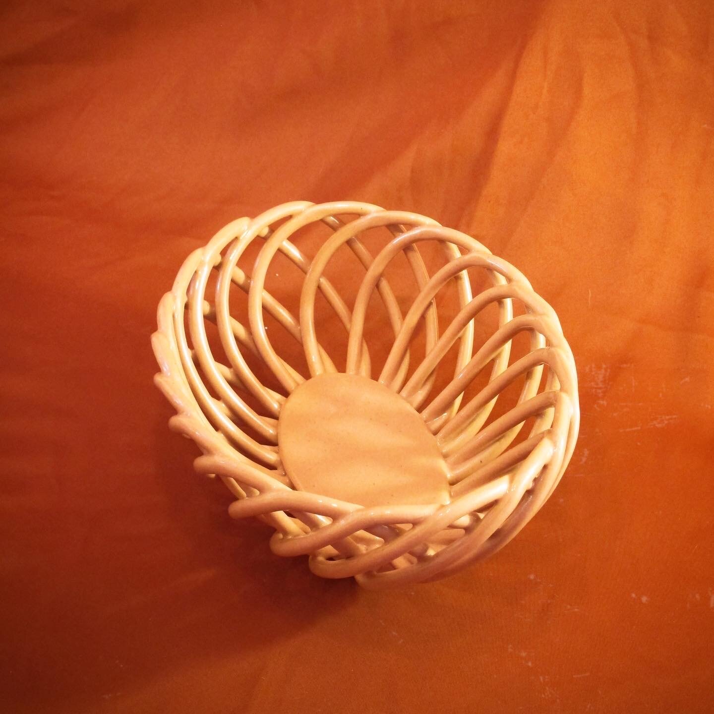 lattice bowl 4.JPG