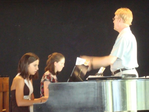  Kevin conducting and teaching at Inspiration Point Fine Arts Colony Piano and String Camp in July, 2008.&nbsp; 