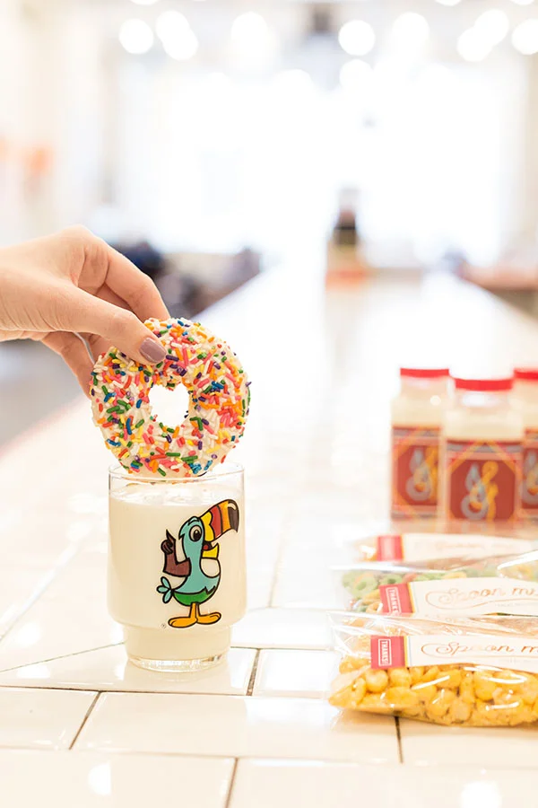 Colorful-Brunch-Wedding_NYC-Wedding-Photographer_2018-418.jpg