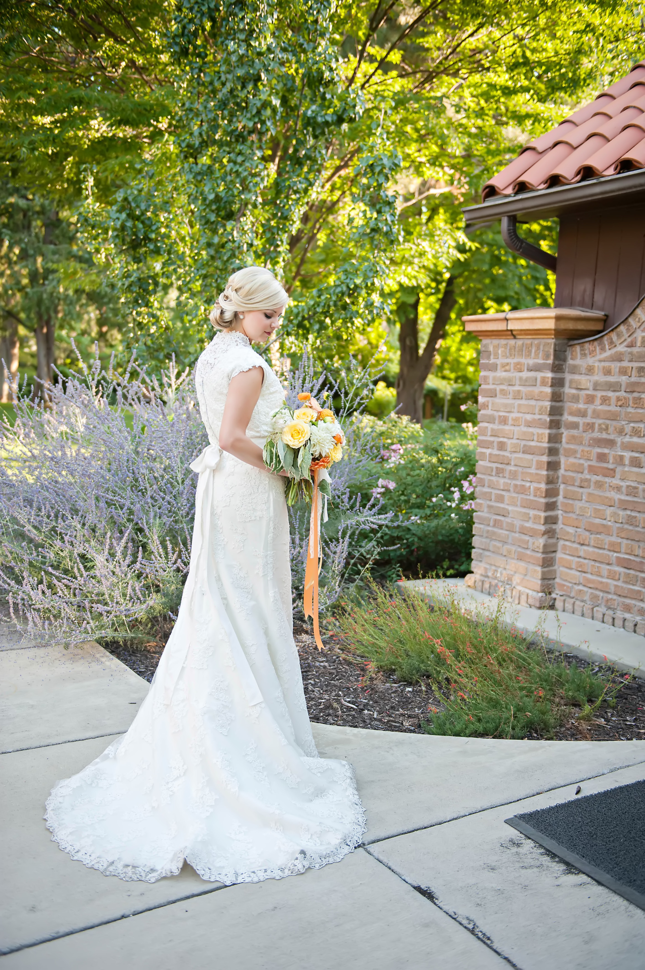 Citrus Wedding Inspiration / Flowers by Blushing Rose Floral