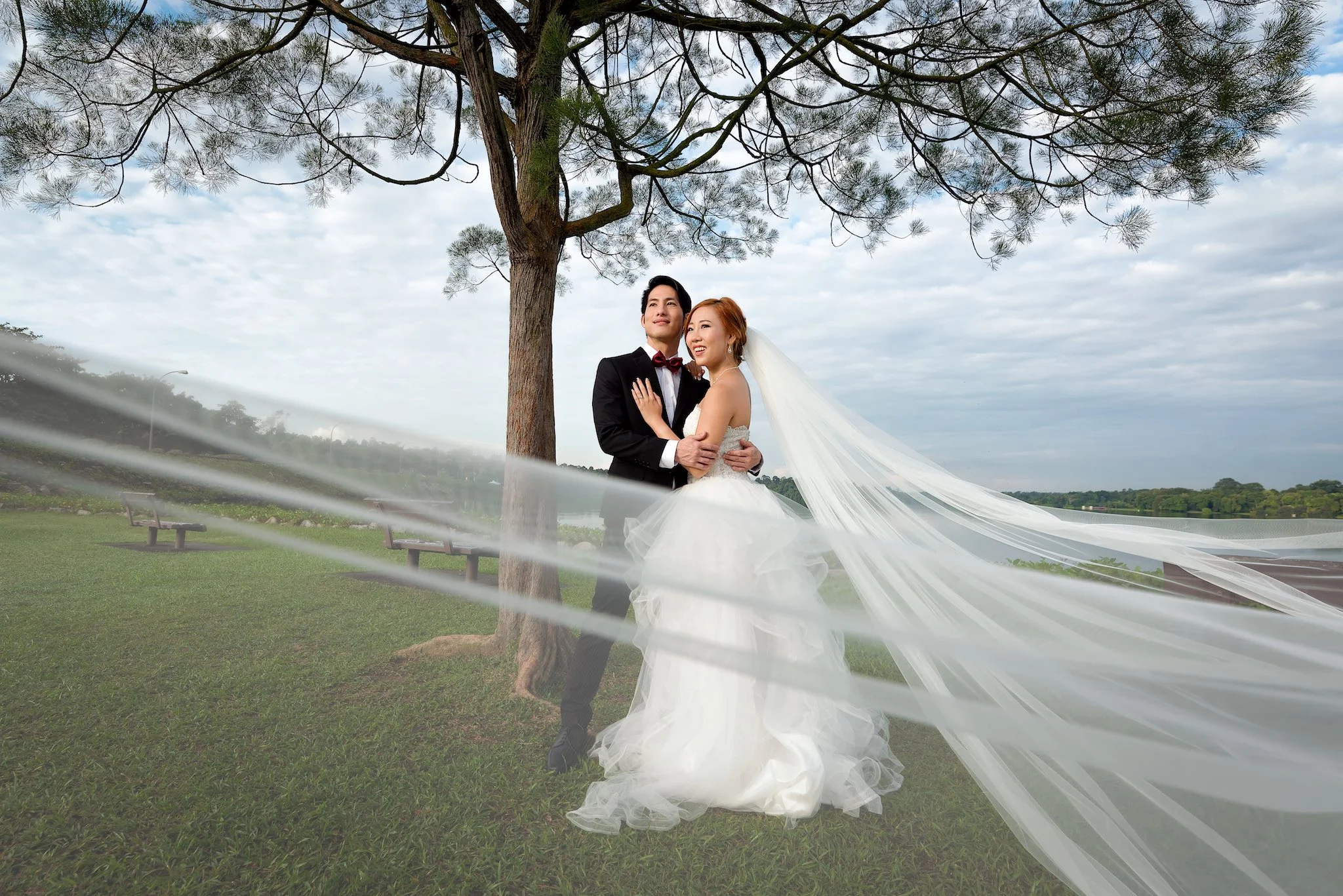 Team Bride SG by Joanna Tay ( Discounted rates available for our couples) Joanna is a freelance hair and makeup artist who offers hair and makeup services for Actual Day, ROMs, pre-weddings, D&Ds, events and photoshoots etc. She aims to transform her clients into a prettier version of their original selves without taking away from them their personality and natural beauty. Do check out her Facebook page and consider her for your hair and makeup needs!