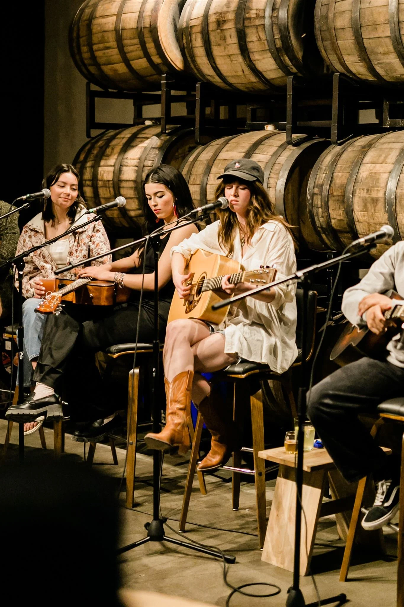 Credit: Alyssa Arnold, Songsmiths Canada - Nashville Manitoba | The Writer's Round Season Two
